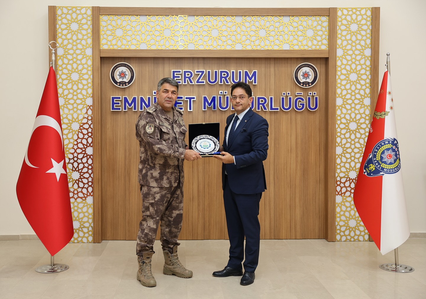 ETB Başkanı Hakan Oral’dan İl Emniyet Müdürü Onur Karaburun’a Ziyaret